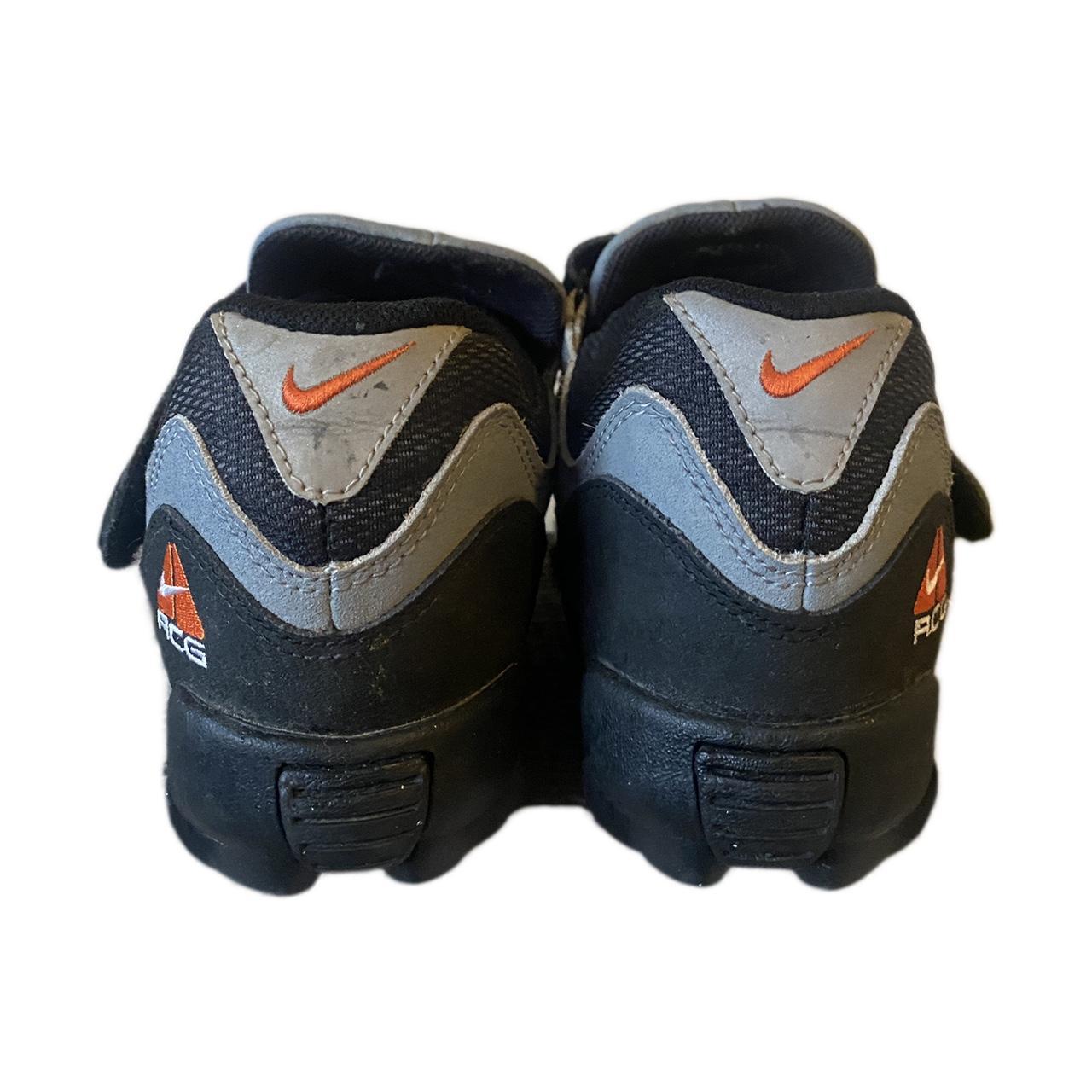 トップス Vintage Nike acg Rare Vintage NIKE ACG Swoosh Triangle Spell Out T | Depop