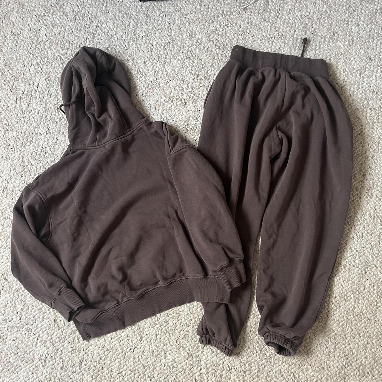 womens brown nike tracksuit