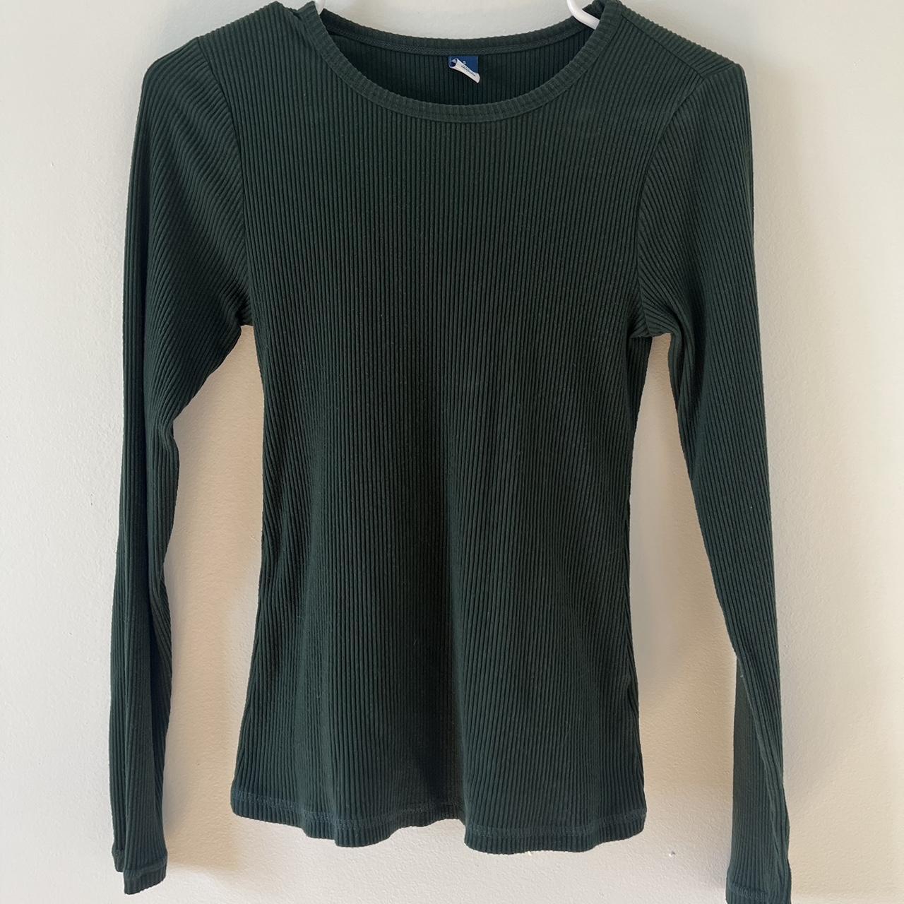 Dark green old navy long sleeve top! Size small but... - Depop