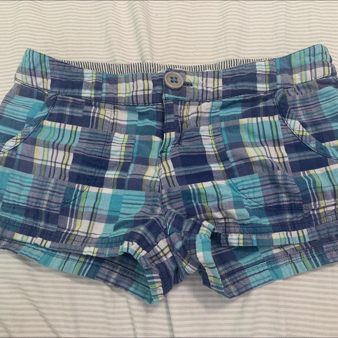 Roxy Women's Blue and Green Shorts | Depop