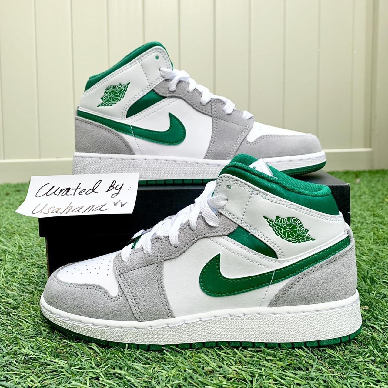 pine green jordan 1 mid gs