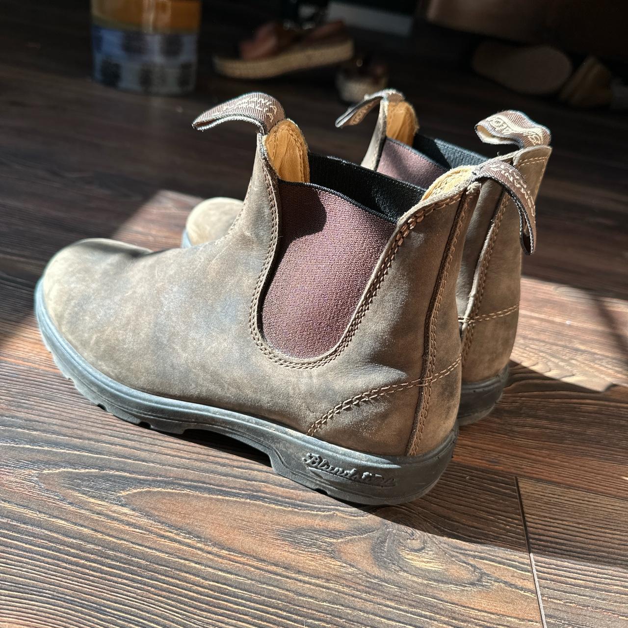 blundstone for hiking