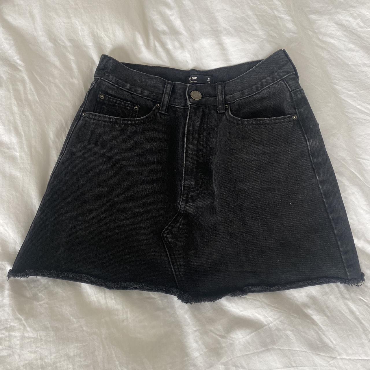 Glassons denim skirt, UK 6 - Depop