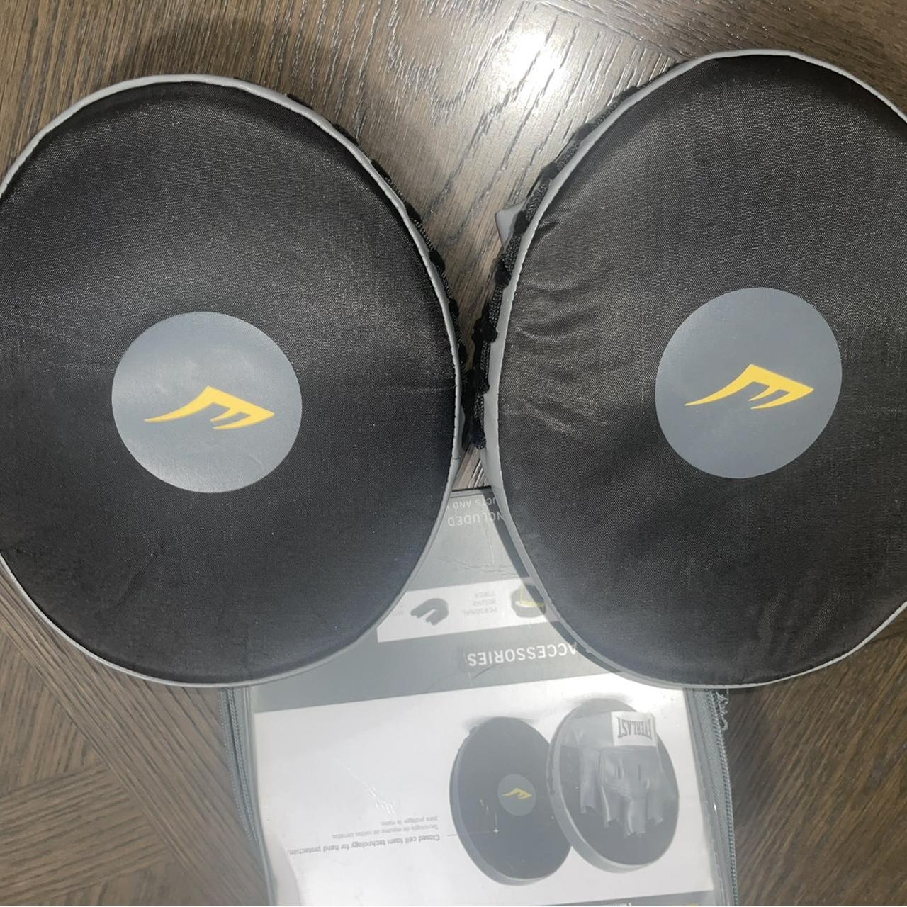 Everlast Elite 2 Punch Mitts - Guanti Da Allenamento Nero/Oro, Taglia Unica - Foto 4