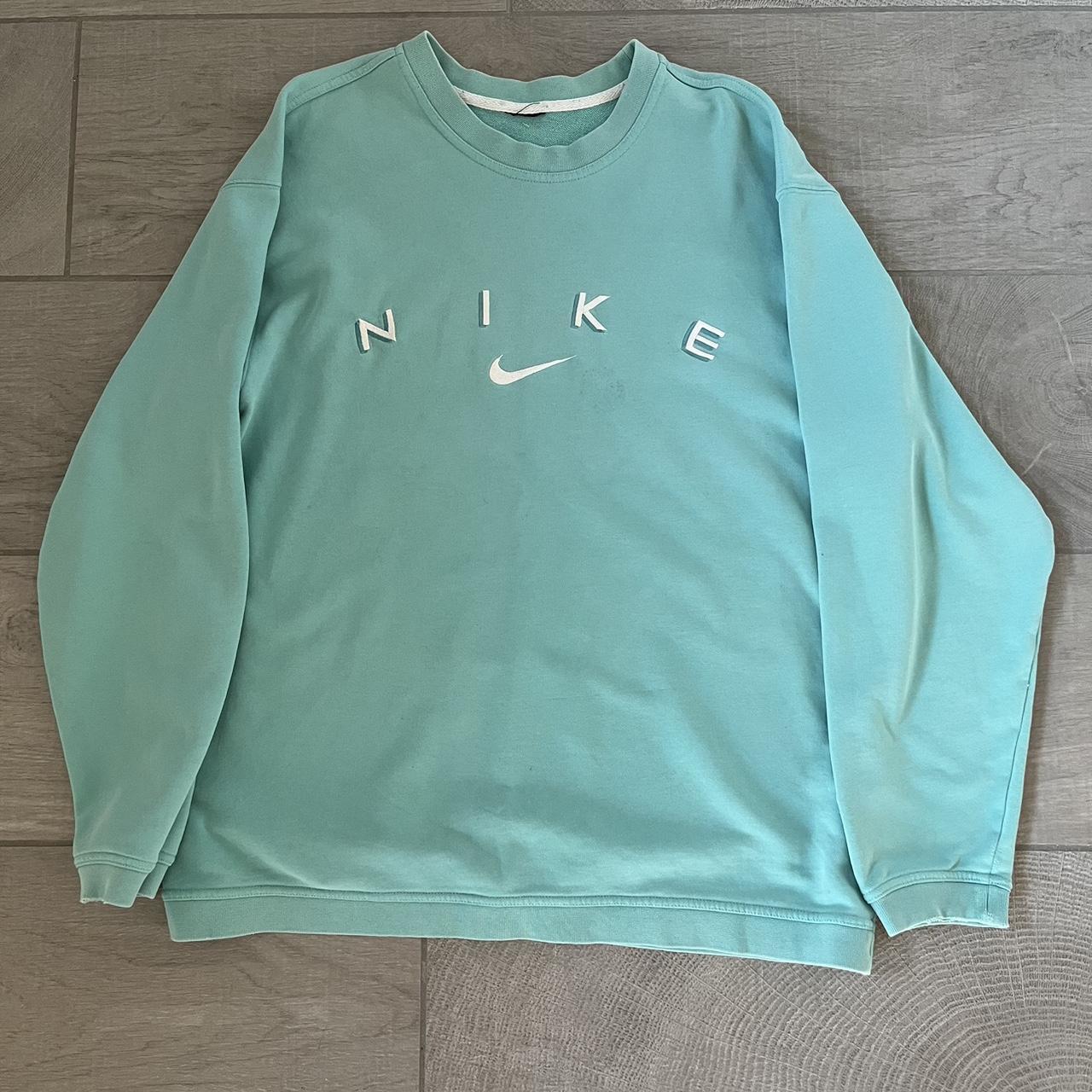 light blue nike vintage sweatshirt