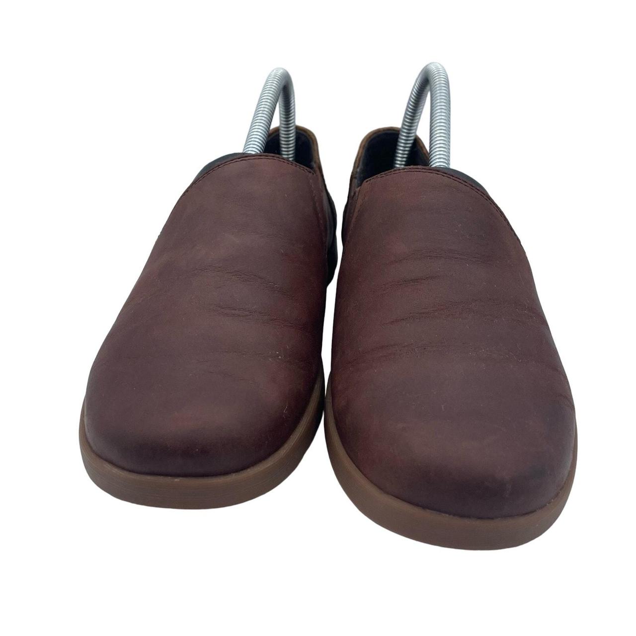 chaco slip on womens