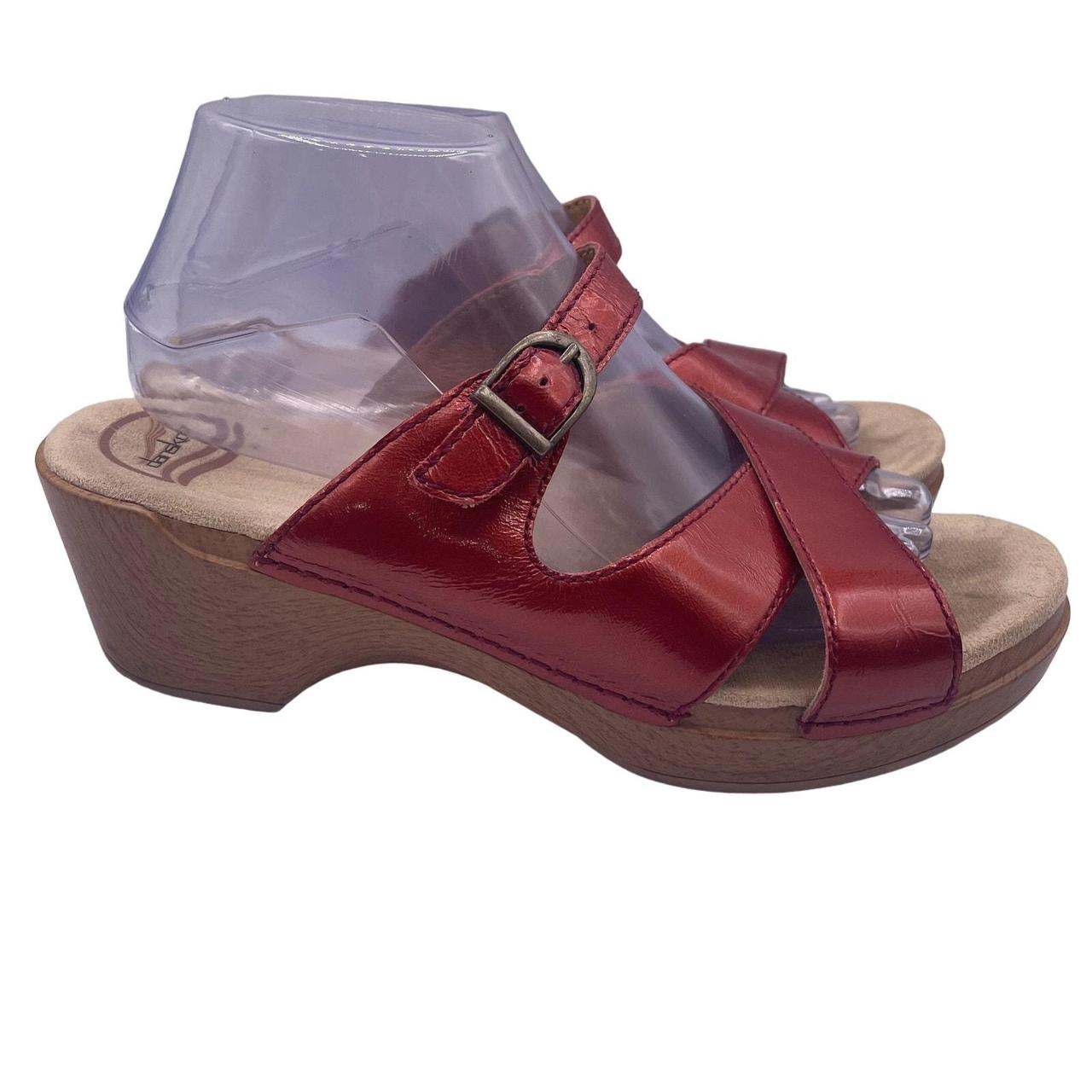 Dansko patent leather sandals online