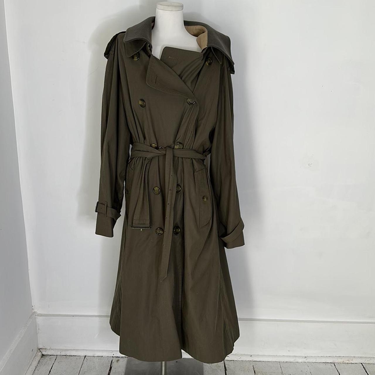 Vintage Burberry Green Fully Lined Trench Coat This... - Depop