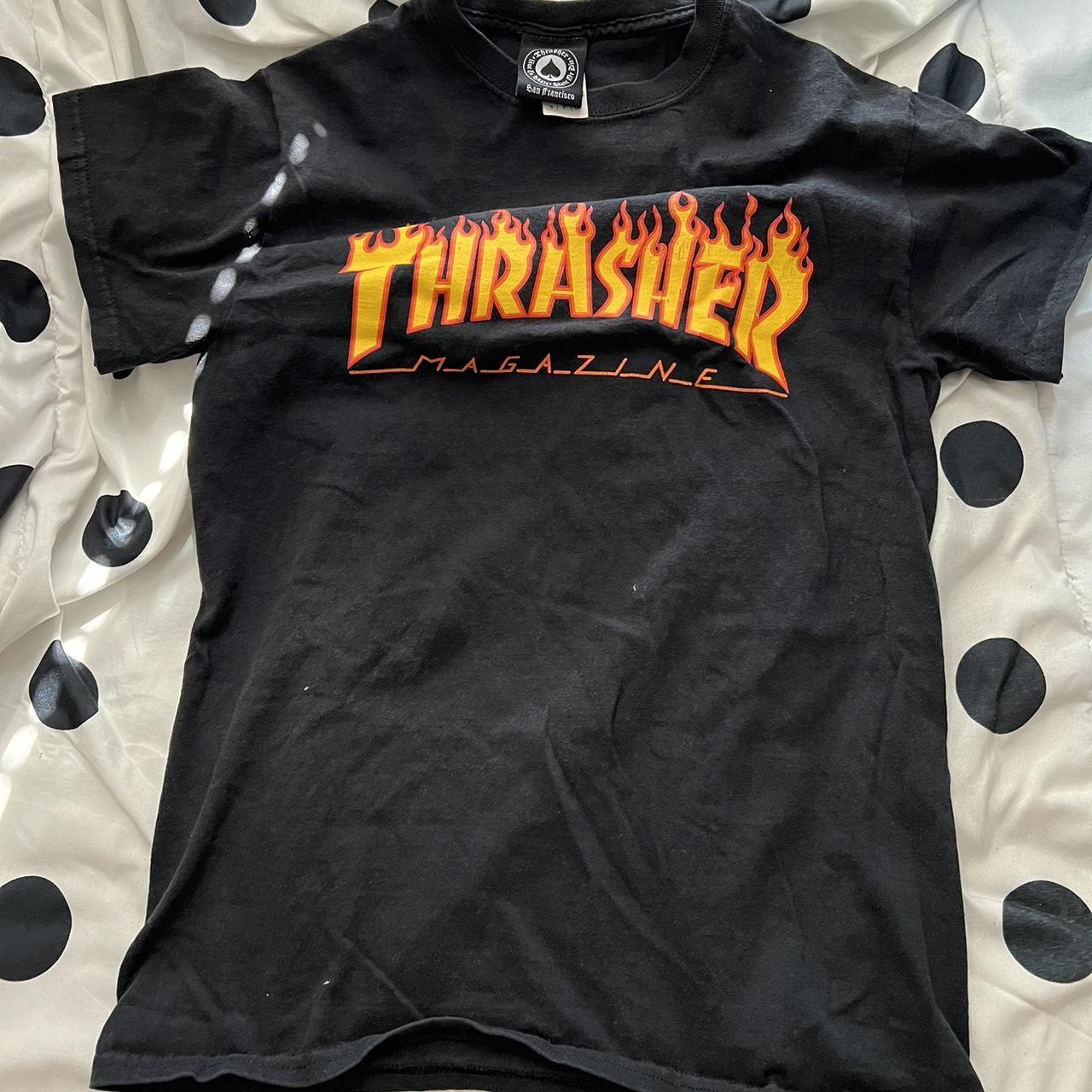 Thrasher Women's Black and Red T-shirt | Depop