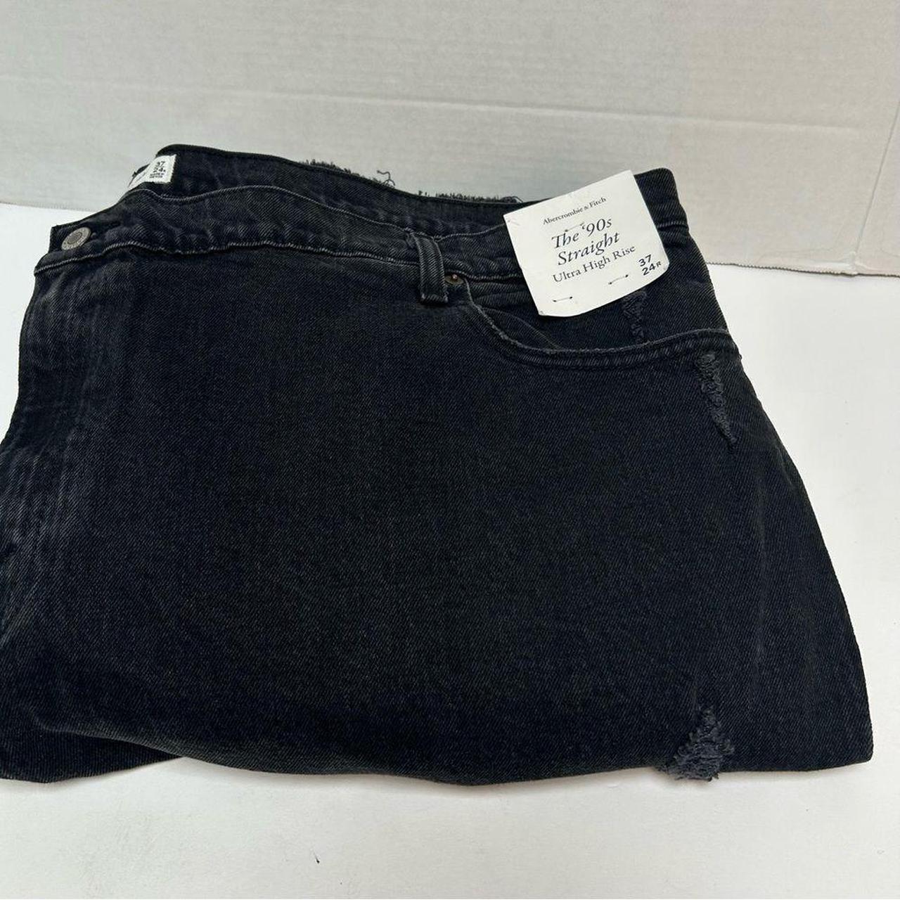 NWT Abercrombie good jeans