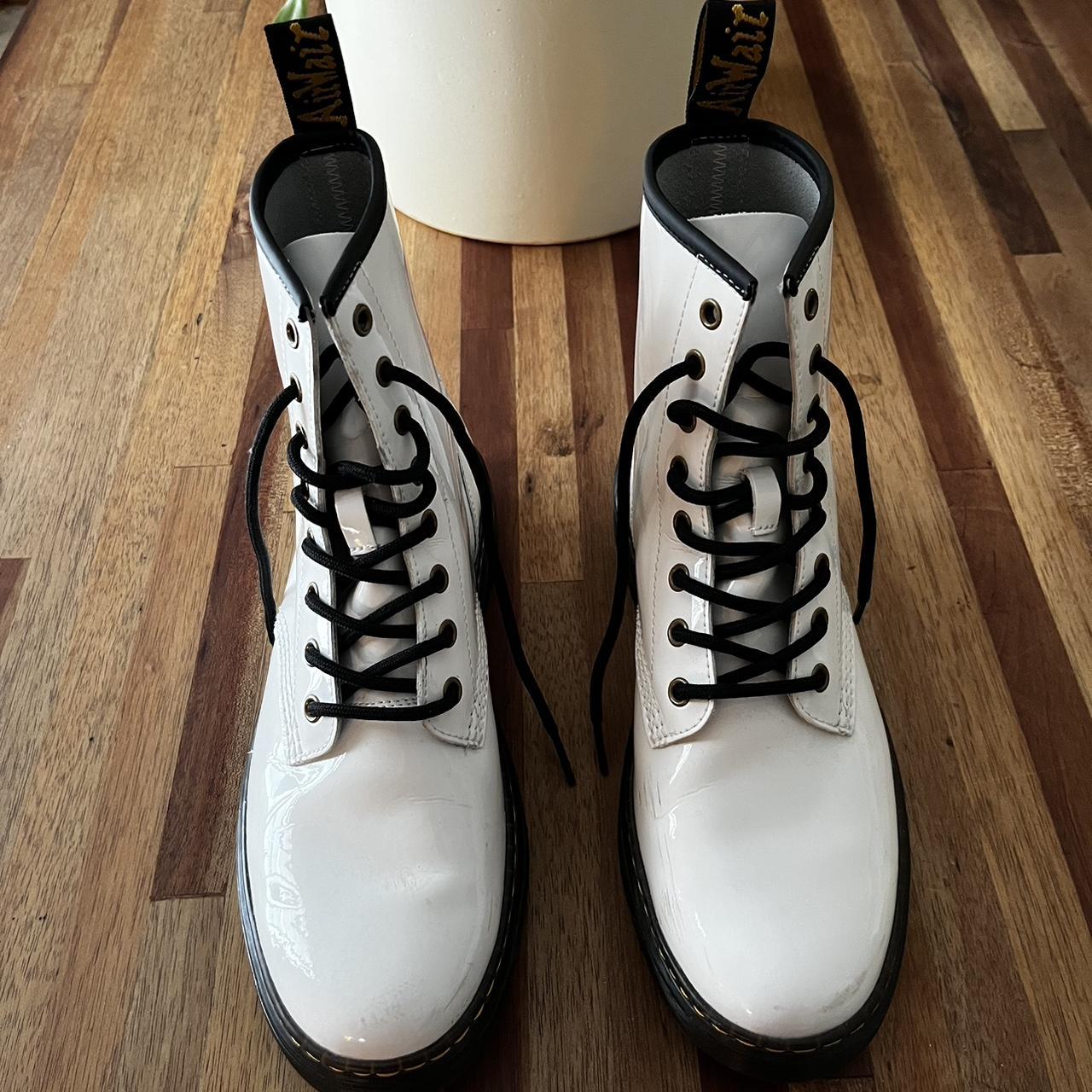 Doc martens size clearance 9