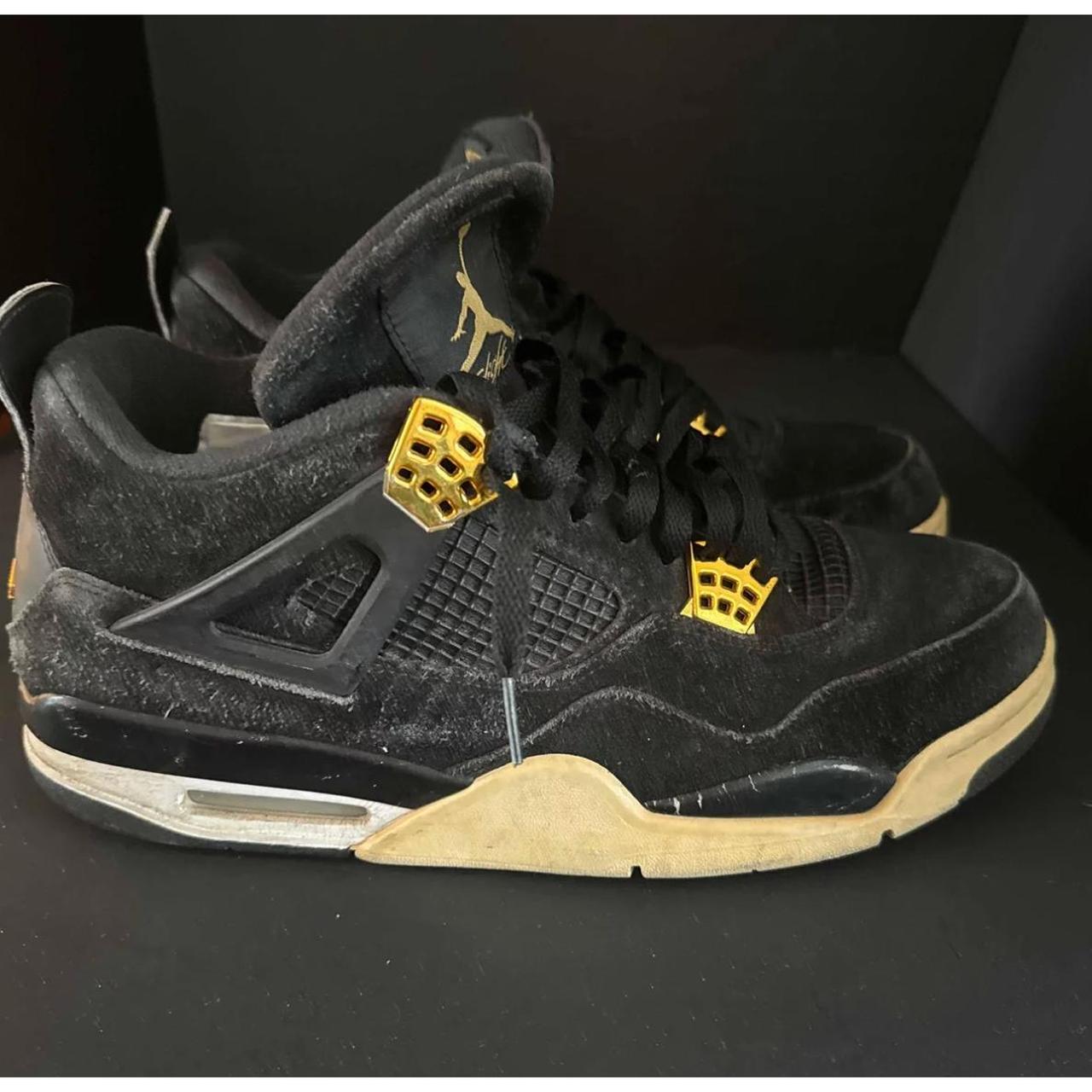 Jordan 4 sales royalty mens