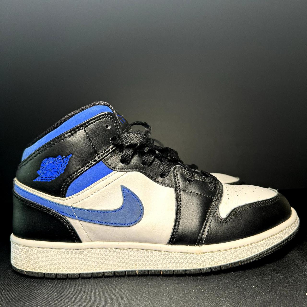 Nike Air Jordan 1 Mid fashion Shoes GS in White Black Racer Blue