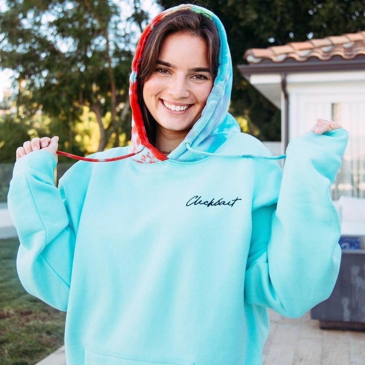 Green store clickbait hoodie