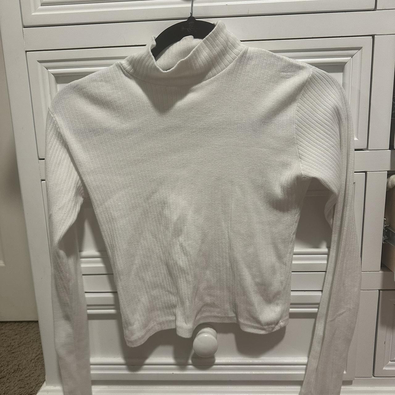 Brandy melville clearance white turtleneck