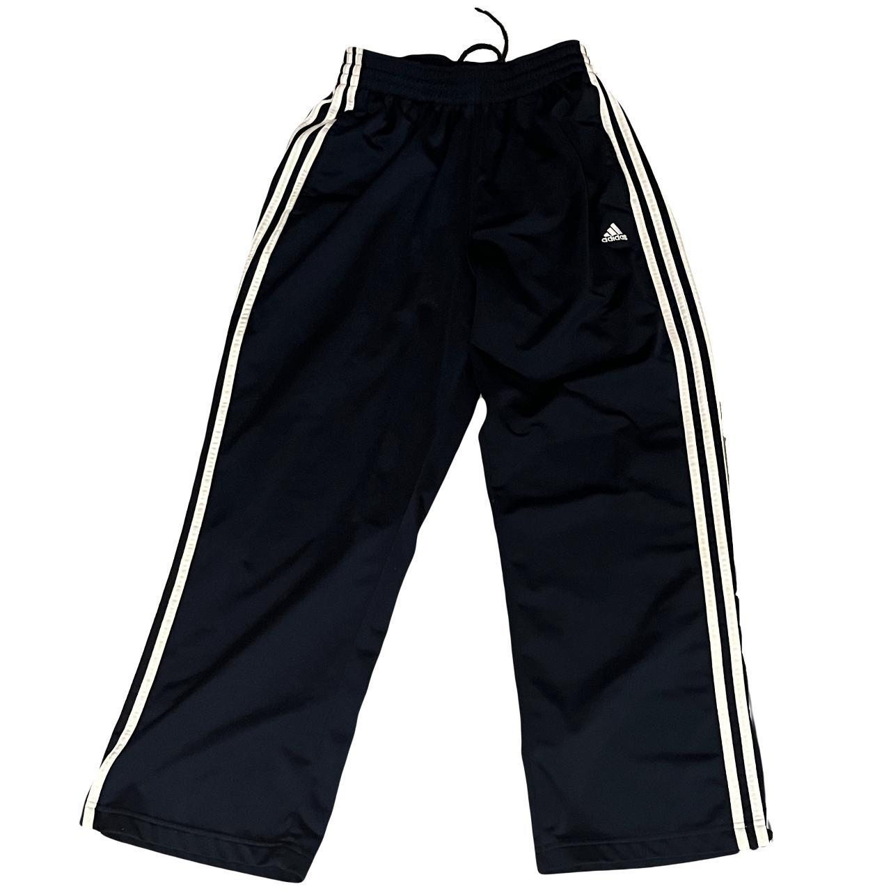 Adidas Women's White and Navy Joggerstracksuits Depop