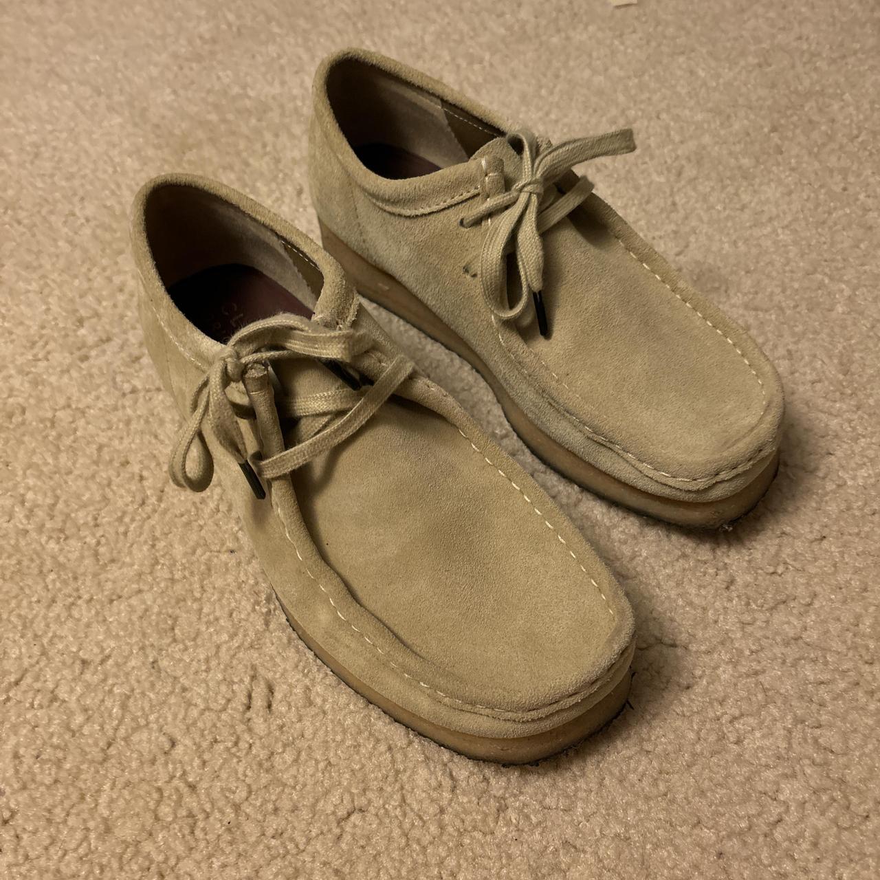 clarks wallabees maple suede size 9 us mens like new. Depop