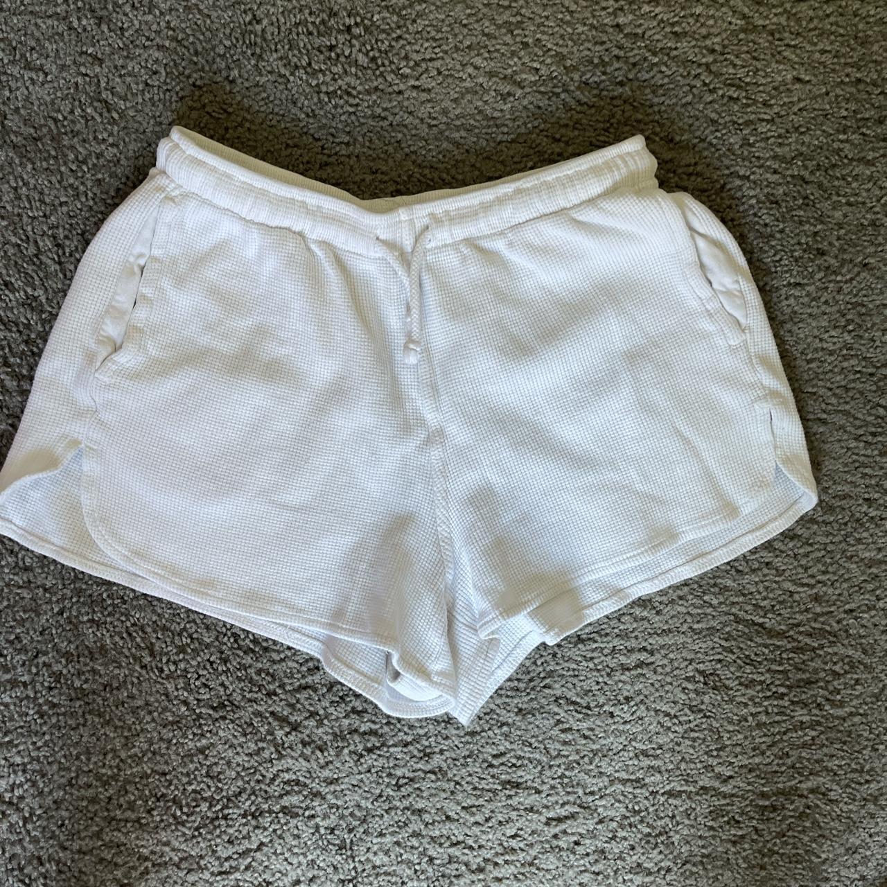 Adorable Brandy Melville shorts - Depop