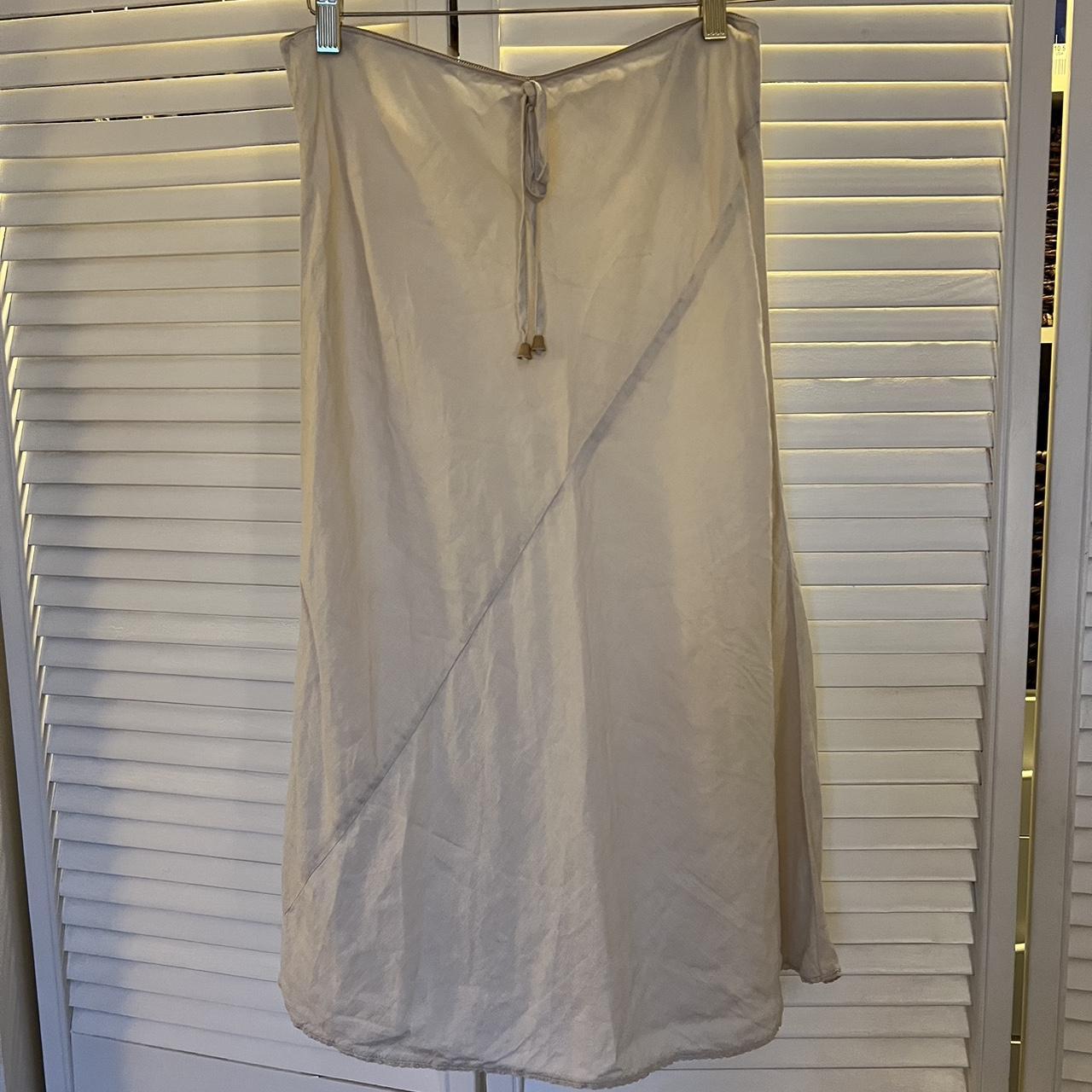 Armani Jeans Women's Skirt - Cream/White - M – Go… - image 1