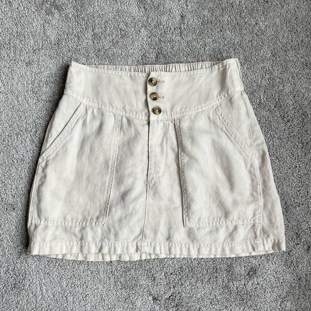 Aerie Women's Cream Skirt | Depop