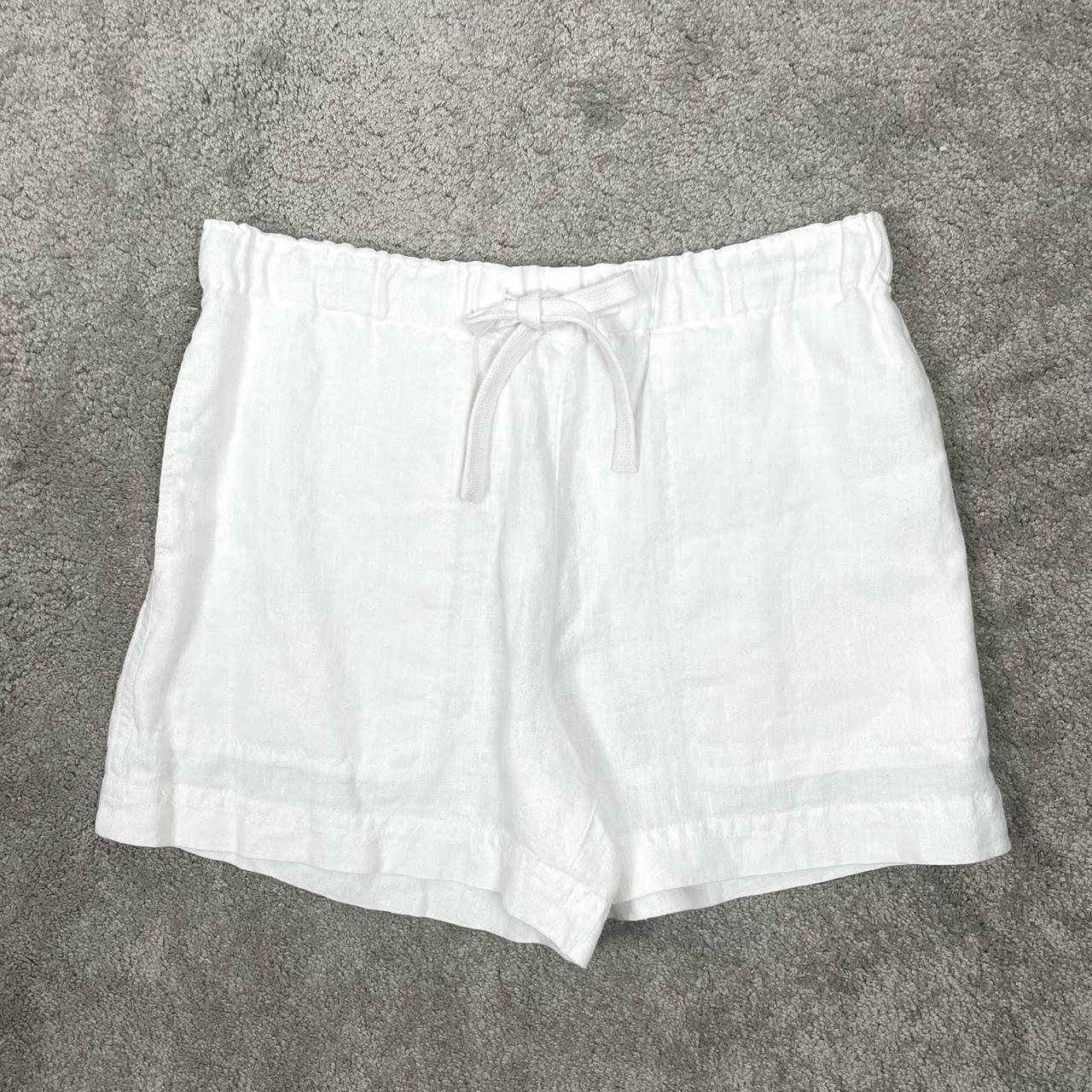 Vince hot sale white shorts