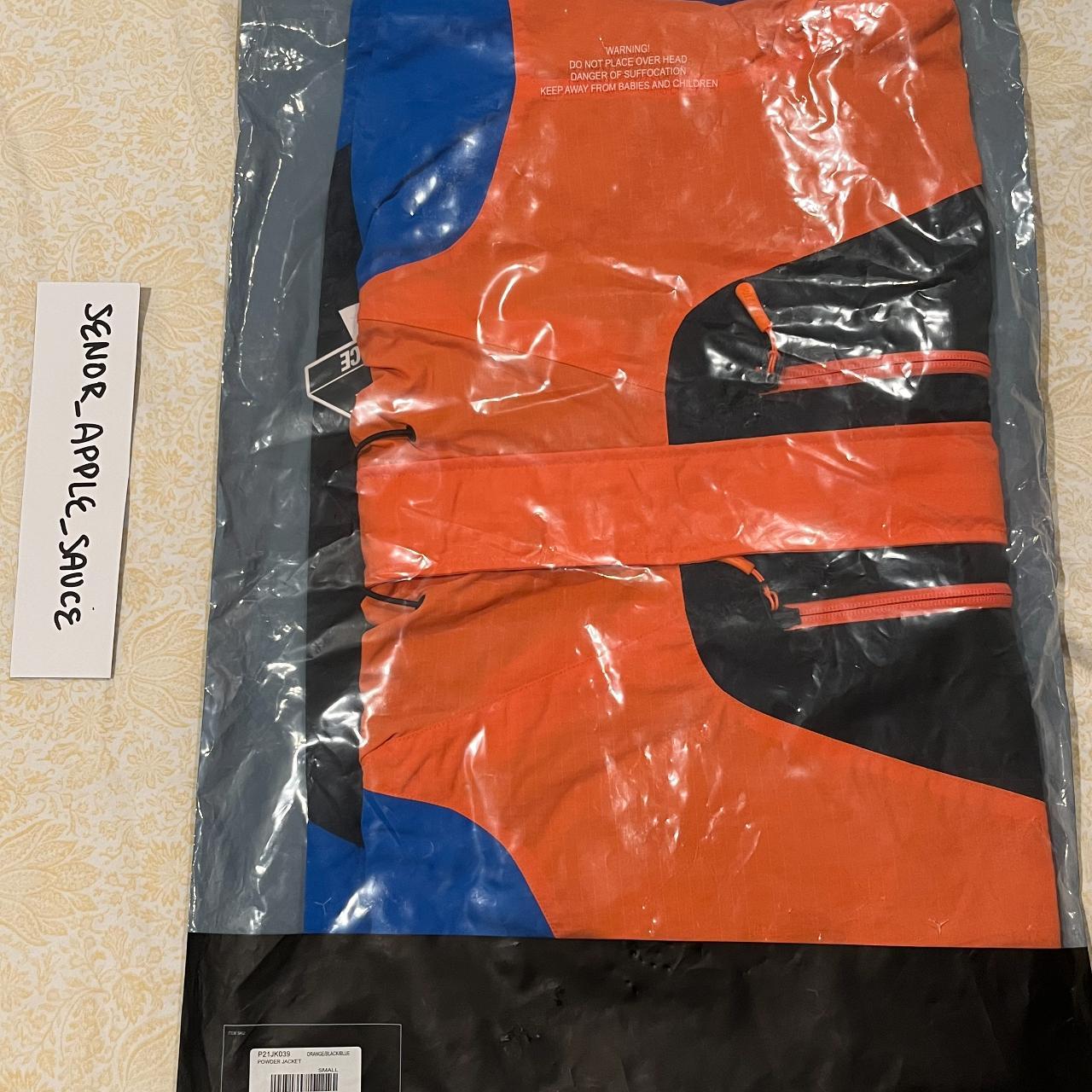 Palace Powder Jacket SS22, Brand new with tag...