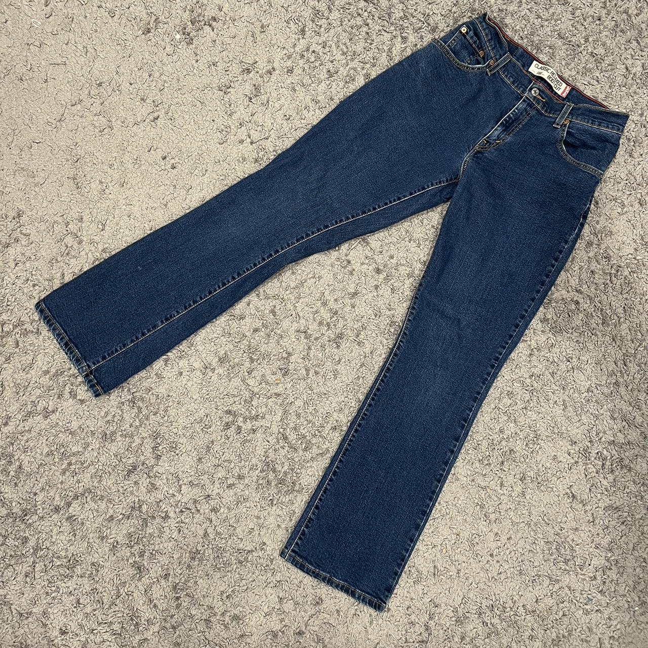 Levi's 550 Classic Relaxed Bootcut size 8M Depop