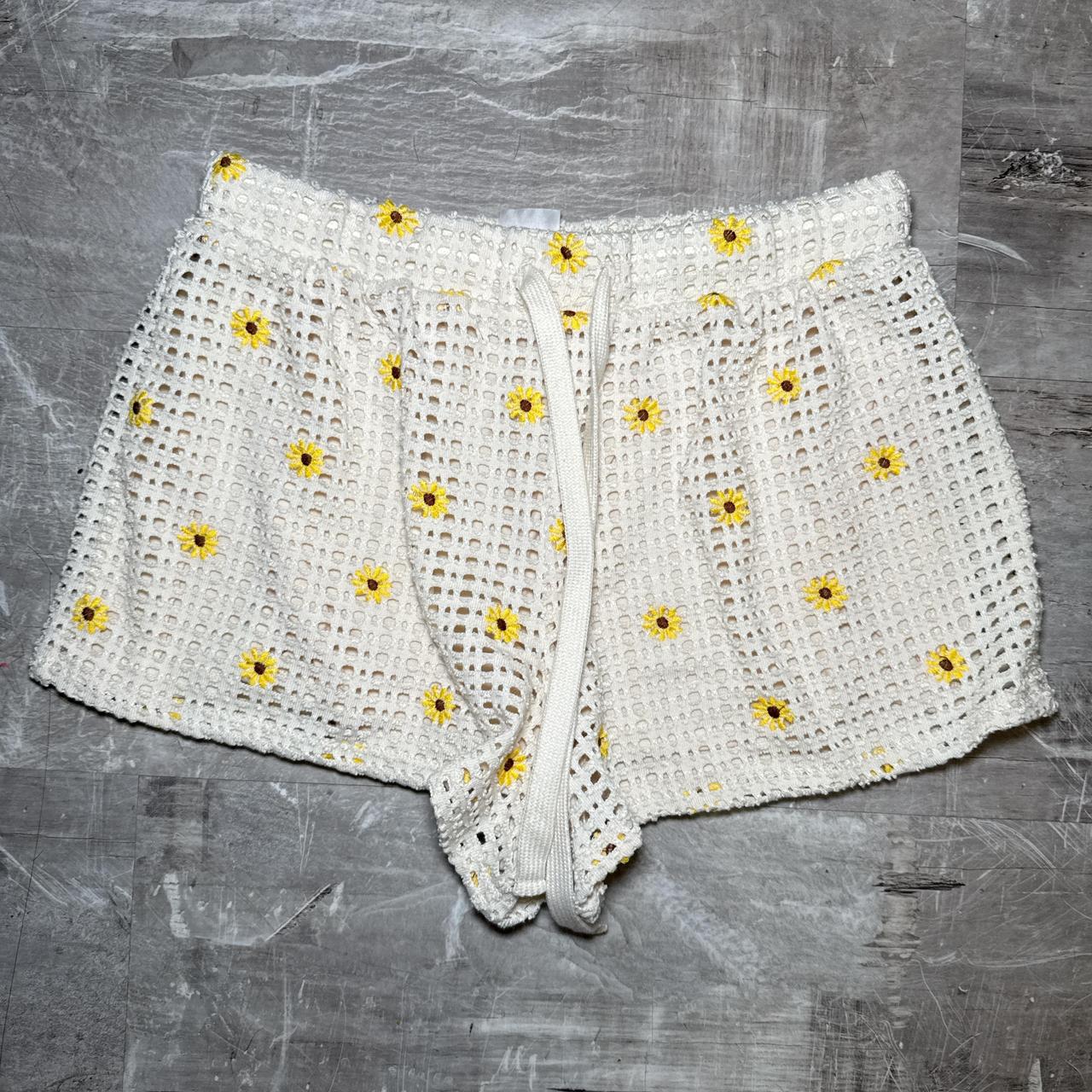 item listed by ajaysclosetfinds