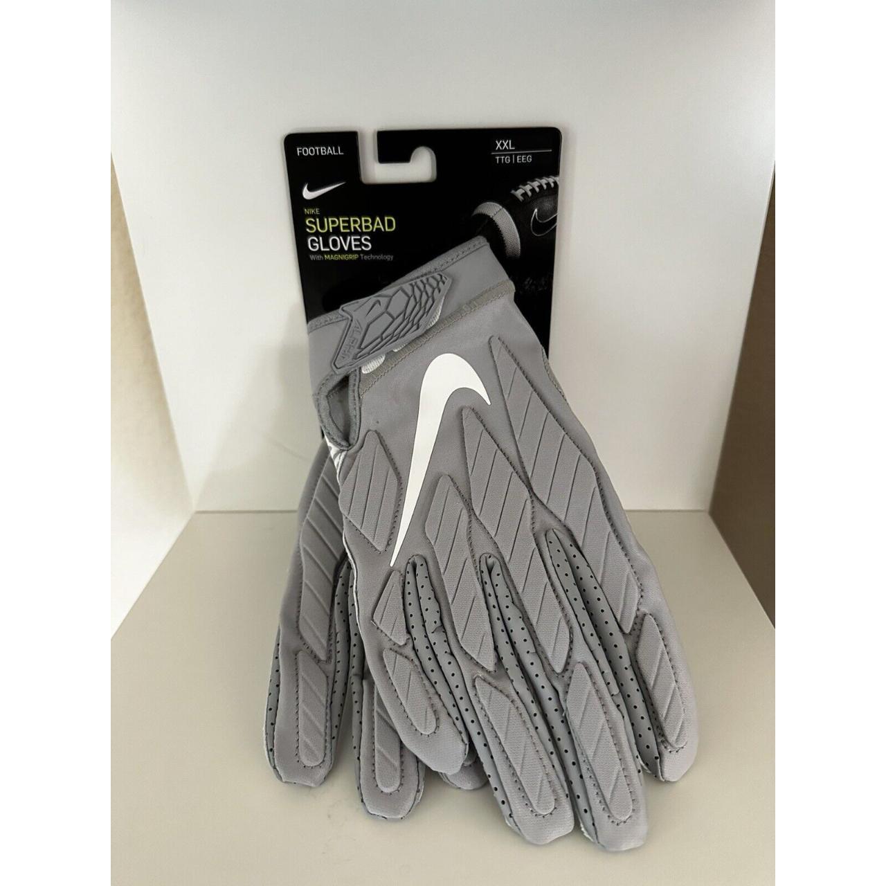 Grey nike cheap football gloves