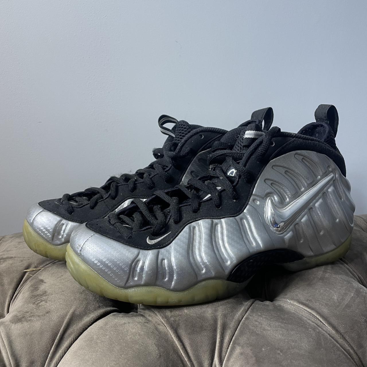 Silver and hotsell green foamposites