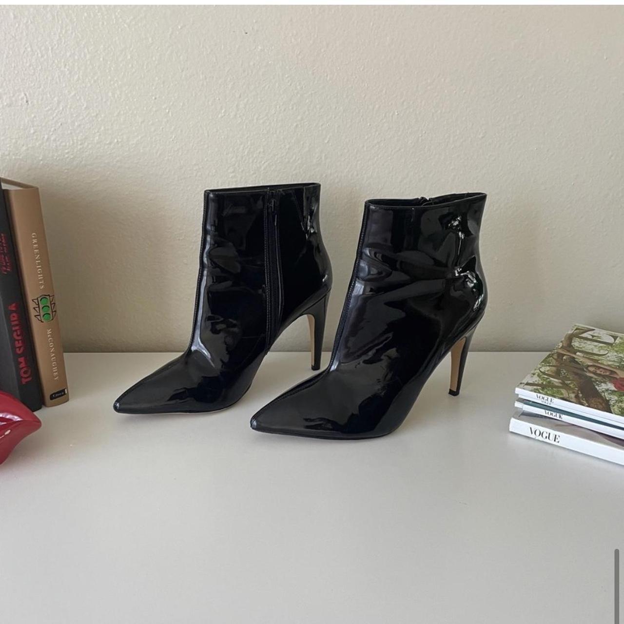 Express Women's Black Boots | Depop