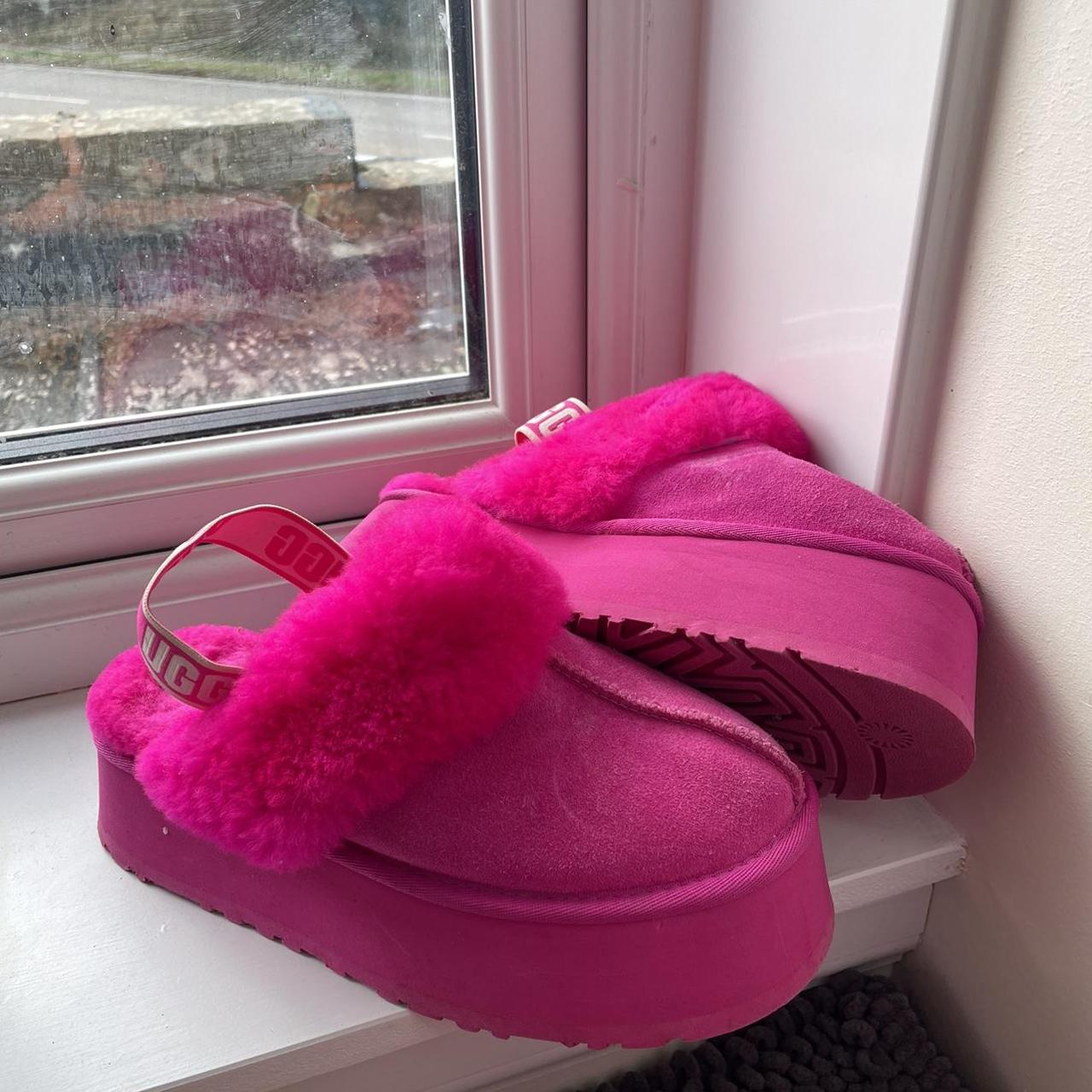 Fuzzy pink ugg discount slippers