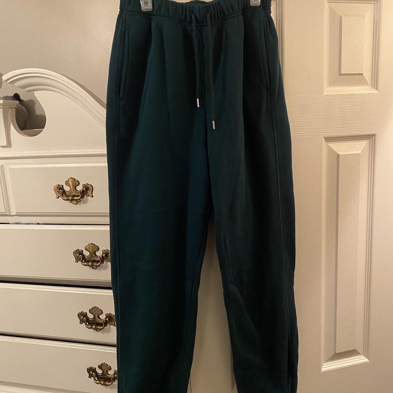 Forest green sweatpants. Old Navy size small.... - Depop