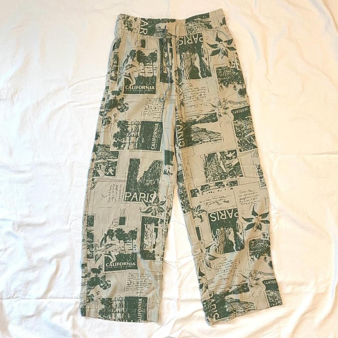 the cutest and comfiest urban outfitters pants!!!... - Depop