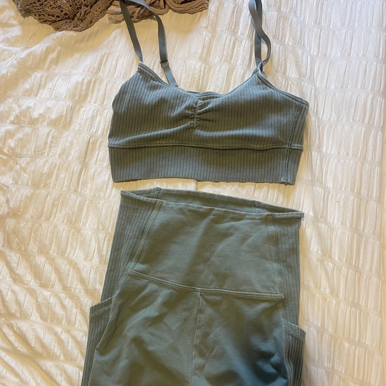 Aerie Workout Set BOTH ITEMS INCLUDED zipper - Depop
