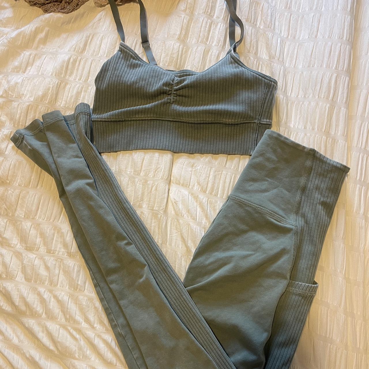 Aerie Workout Set BOTH ITEMS INCLUDED zipper - Depop