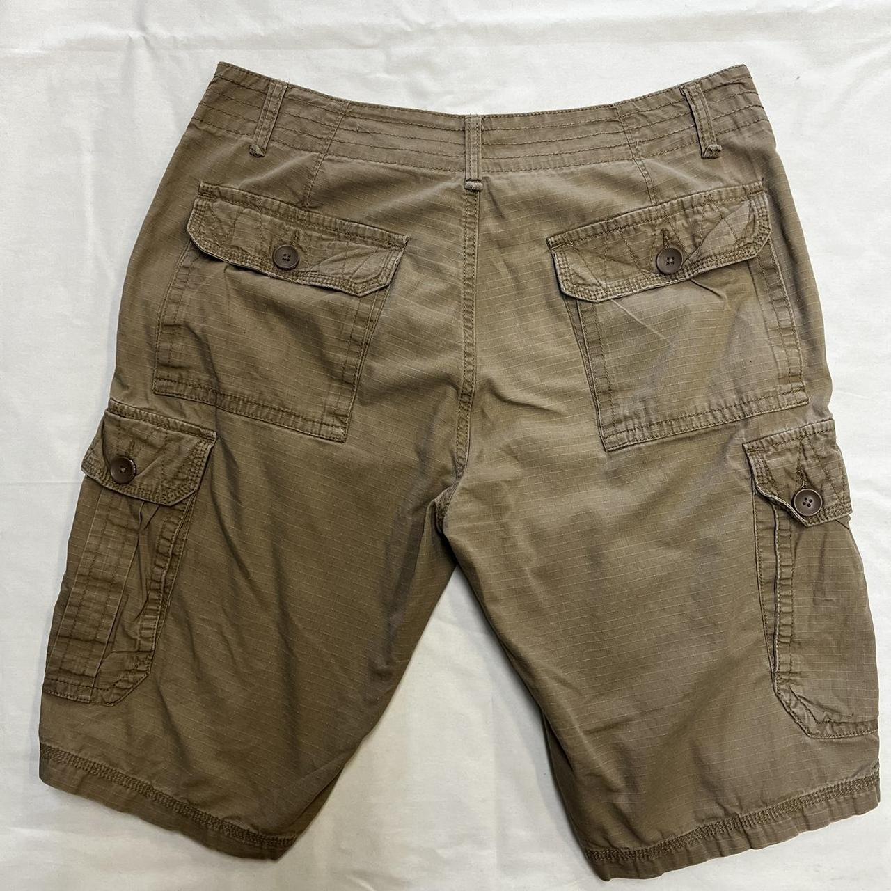DKNY cargo shorts Size 32 Depop