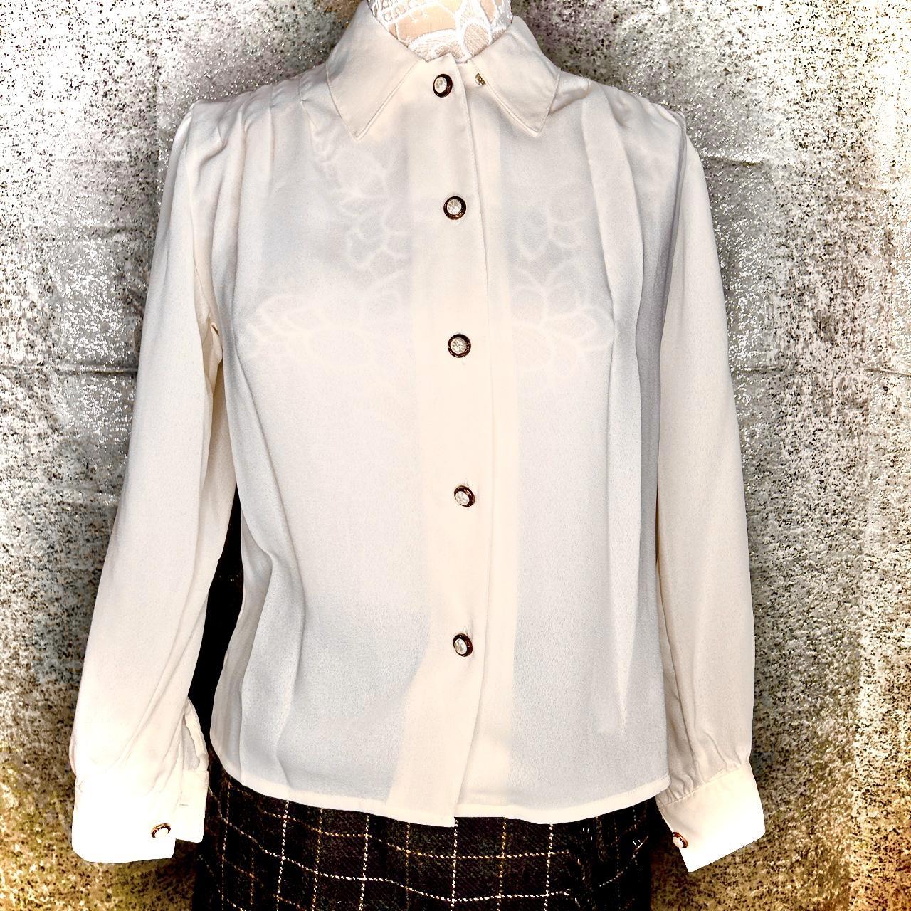 Stunning Vintage Notations ivory button down top... - Depop