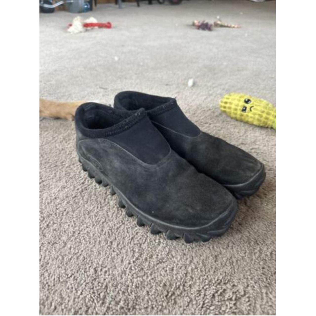 Salomon Men's Black Slippers | Depop