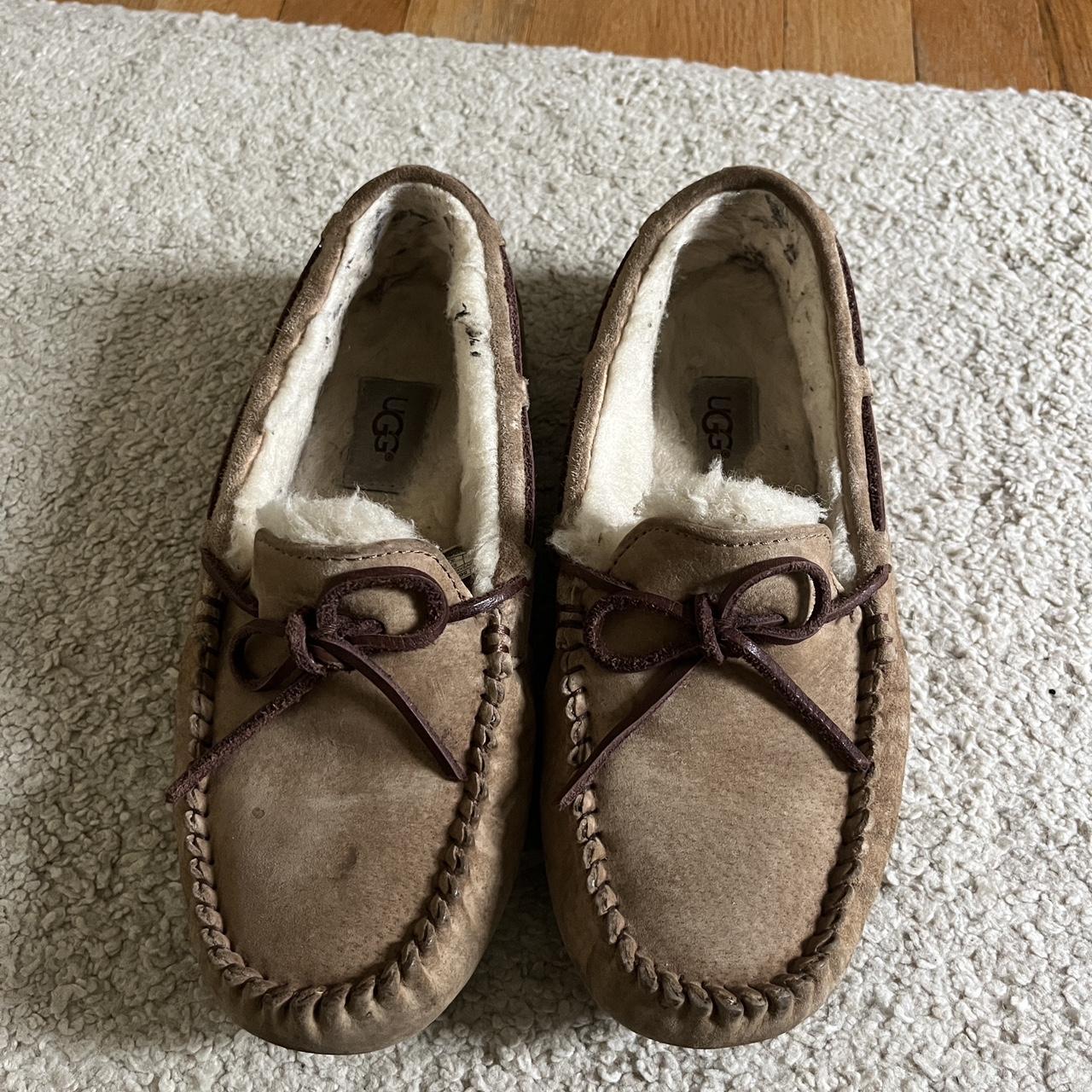 Chestnut shops ugg moccasins