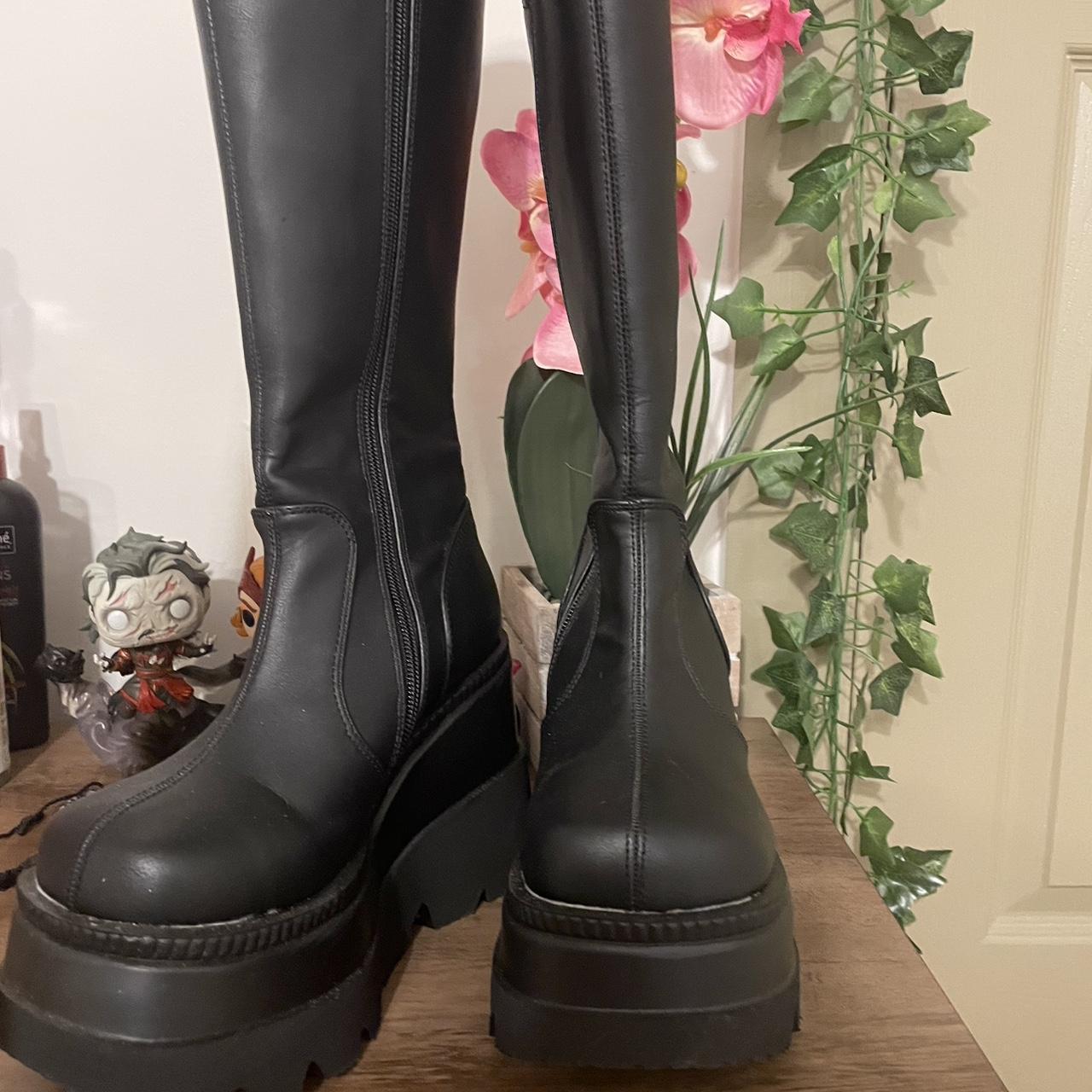 demonia boots shaker 100