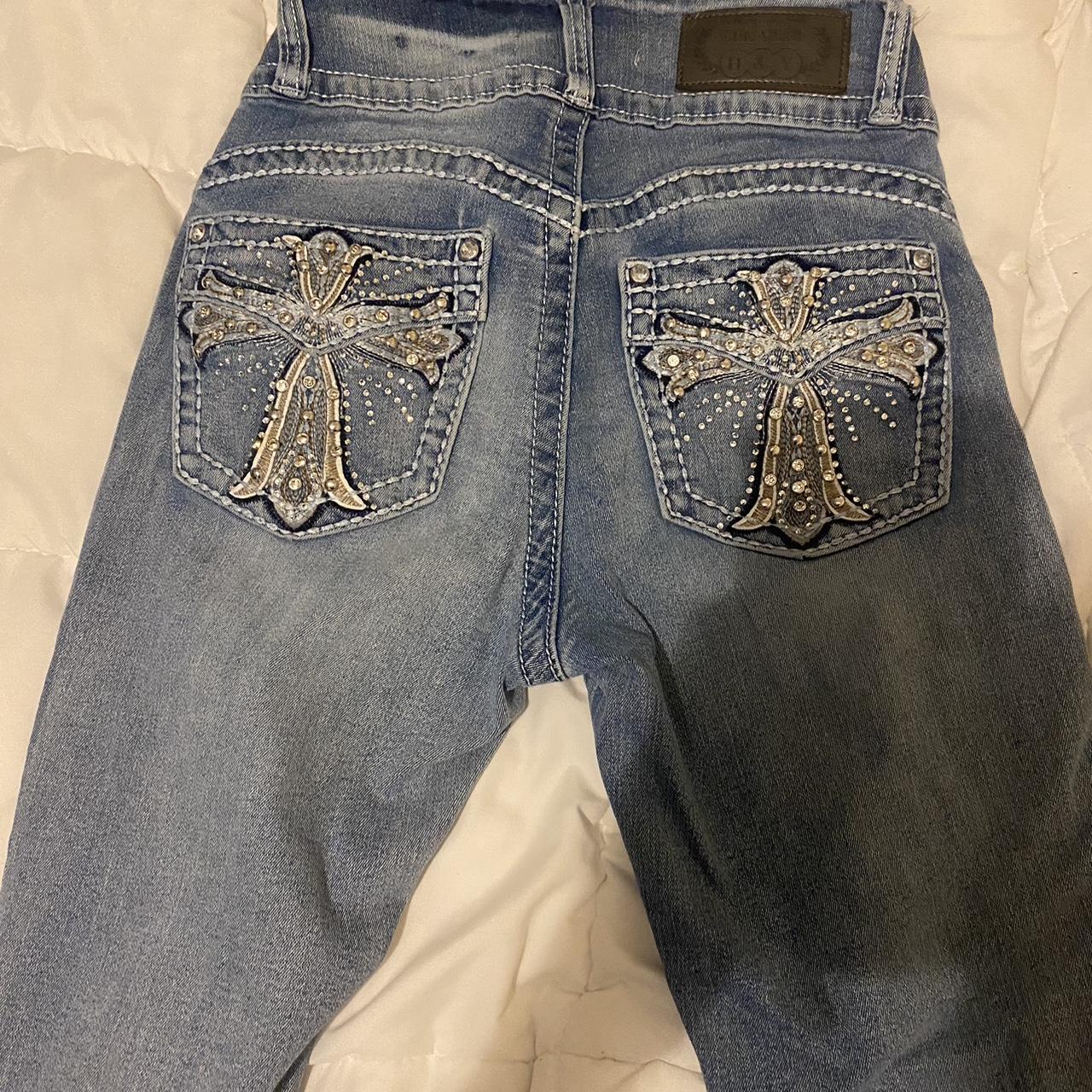 item listed by tunior3000