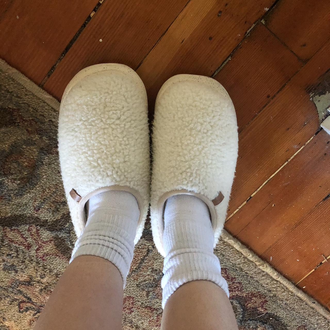 steve madden cross slippers