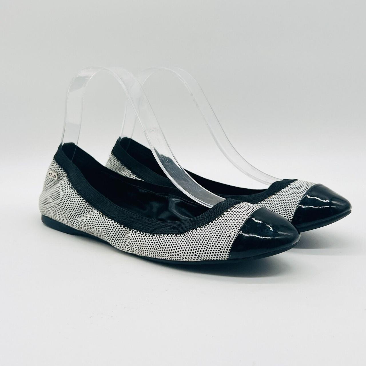 Cole haan hot sale black flats