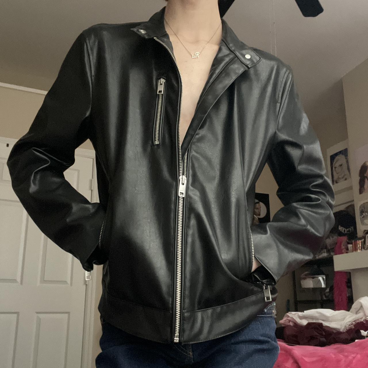 vintage foe leather jacket Size M - Depop