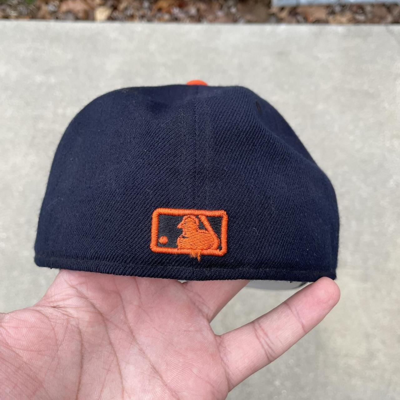 Vintage Detroit Tigers snapback hat in navy. From - Depop