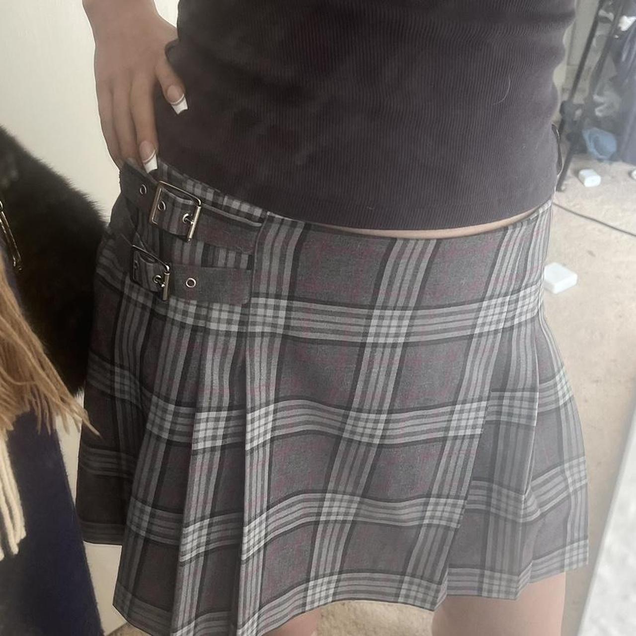 Super cute plaid vintage garage skirt w buckles.... Depop