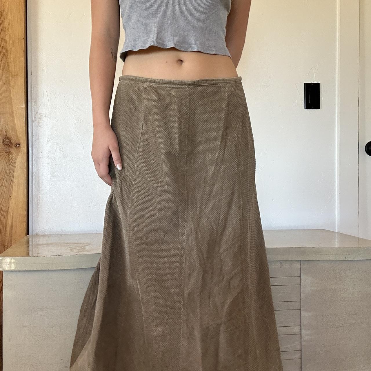 Vintage “Dress Barn” Brown Corduroy Maxi Skirt !... - Depop