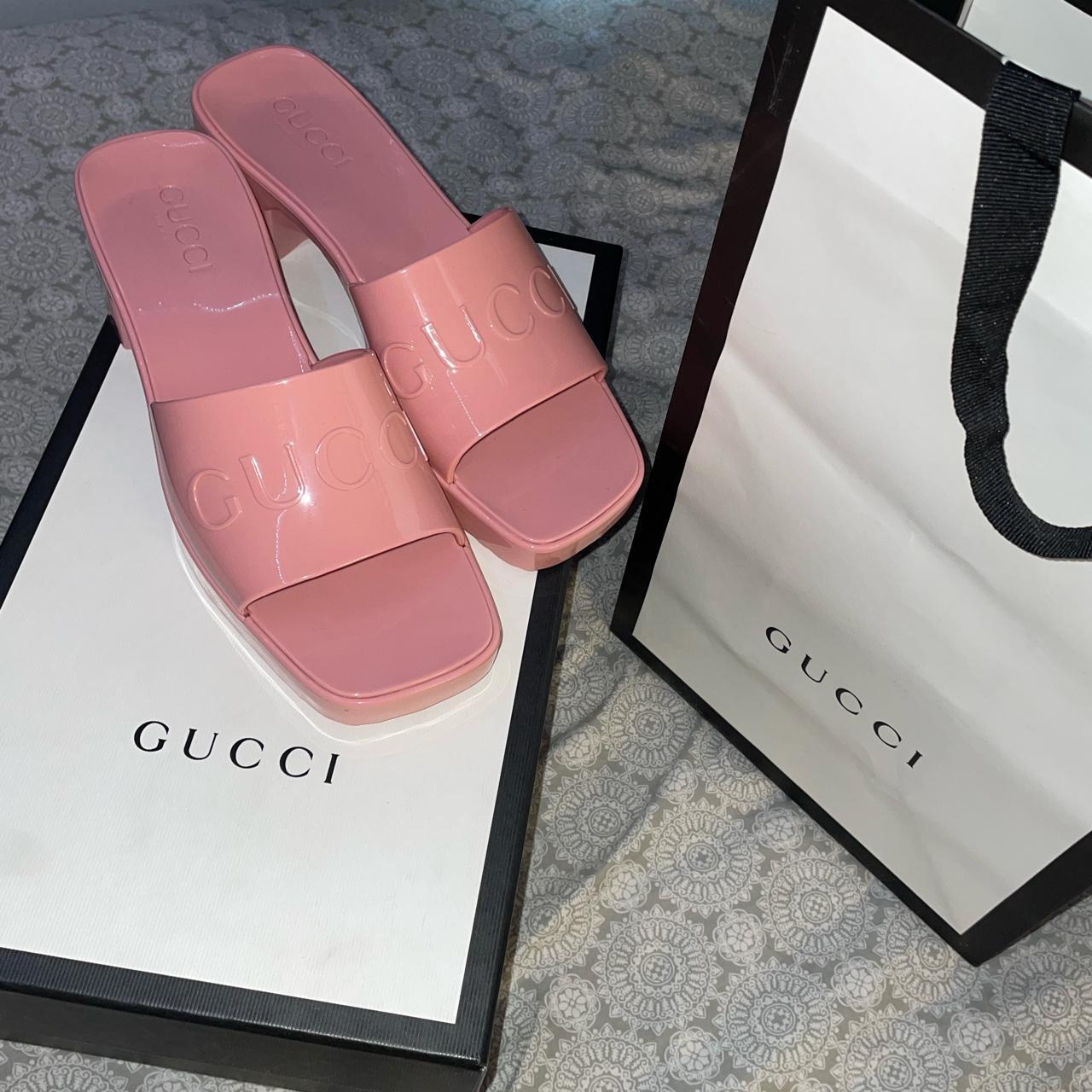 Gucci Women's Pink Sandals | Depop