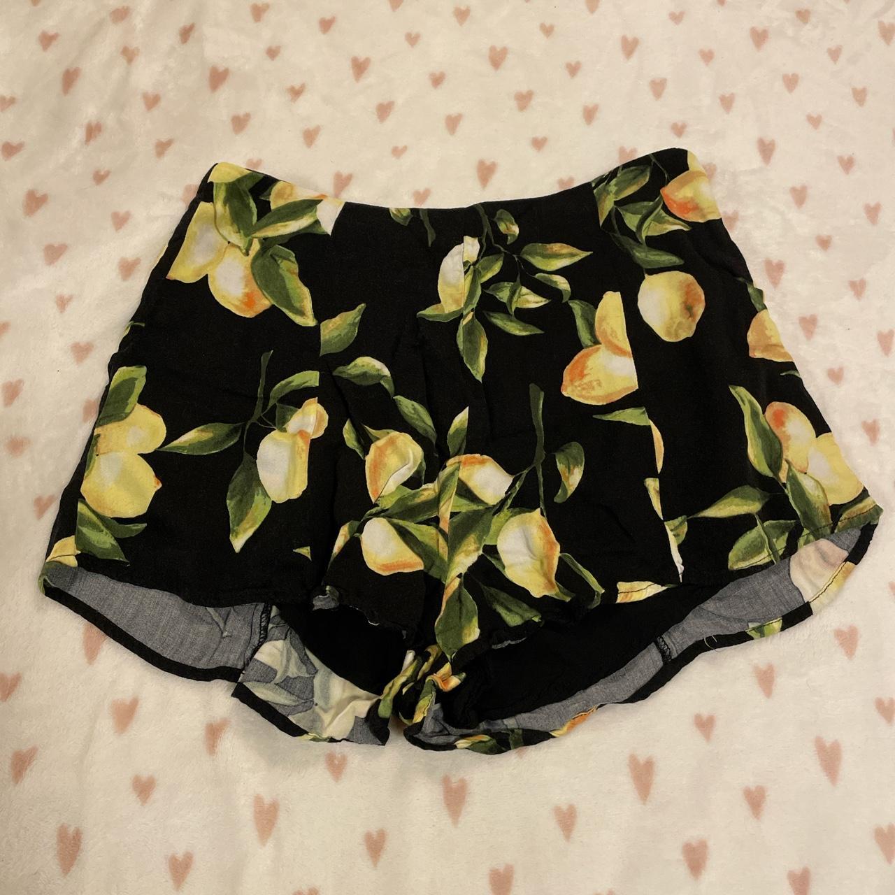 Honey Punch Women's Black and Yellow Shorts Depop